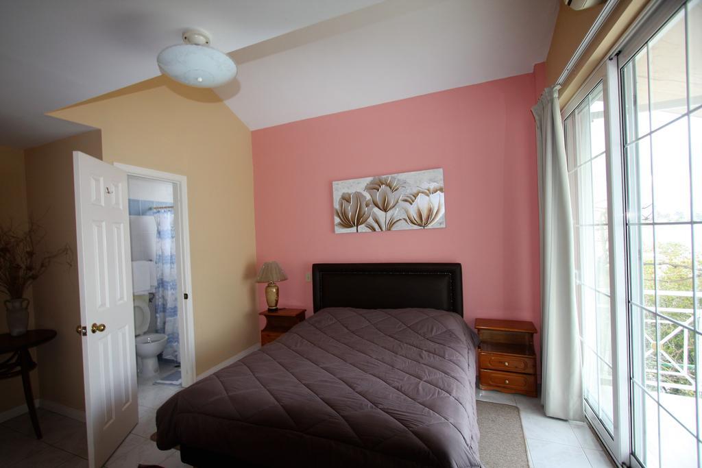 Miloi Rooms And Apartments Exterior photo