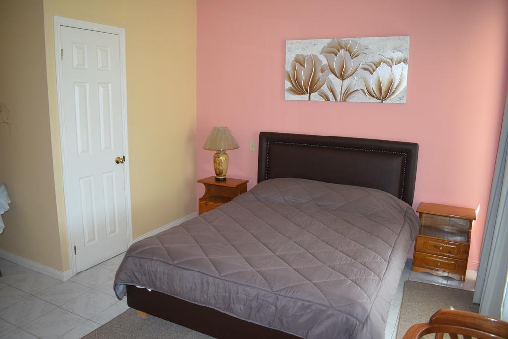 Miloi Rooms And Apartments Exterior photo