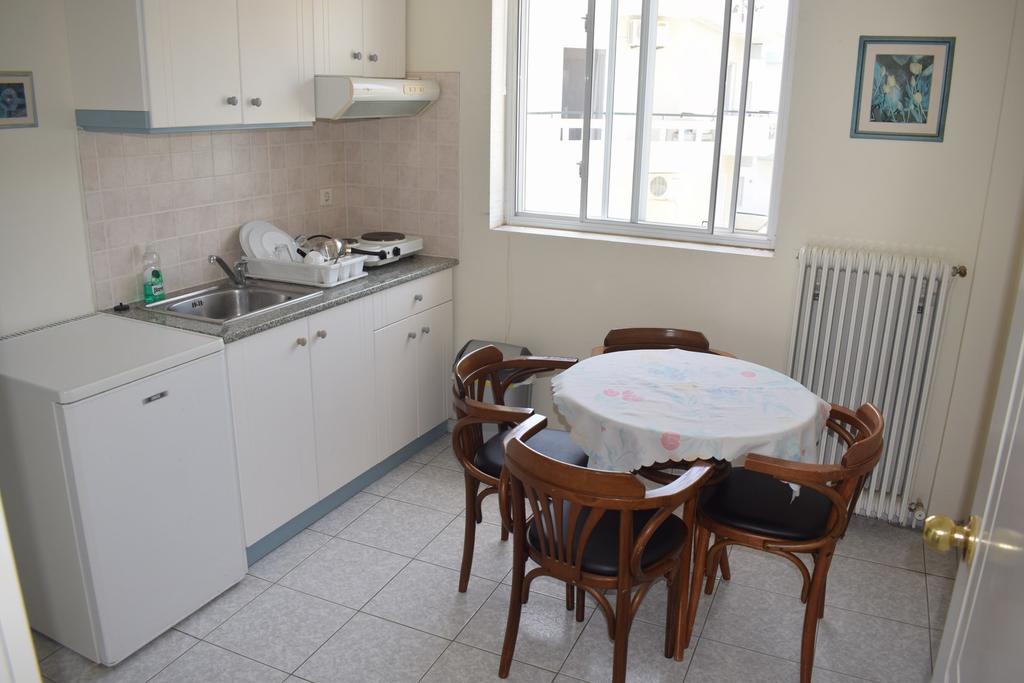 Miloi Rooms And Apartments Exterior photo